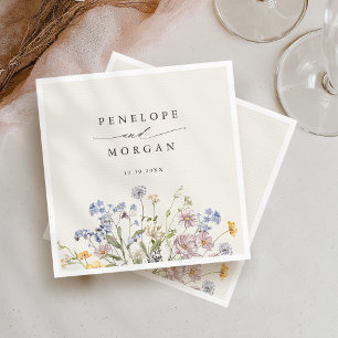Farbenfrohe Frühlingswiesen-Hochzeit im Garten  Serviette