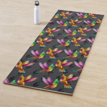Farbenfrohe, gezapfte Hummingvögel im Flug