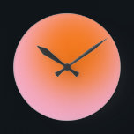 Farbenfrohe glänzende Linse Grün Rosa Orange Runde Wanduhr<br><div class="desc">Gradient Design - Aura-Effekt - Kalkgrün,  Rosa und Orange Ombre.</div>