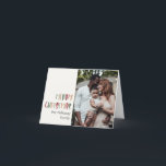 Farbenfrohe grüne Weihnachtsfeiertage geflochtenes Feiertagskarte<br><div class="desc">Diese farbenfrohe Weihnachts-Weihnachtskarte für den Single Foto ist perfekt für Ihren lustigen, kreativen, hellen Weihnachtsgruß. Es ist ein einzigartiger, spielerischer, moderner Schriftart in Rot, Boho Bräune und heller und dunkelgrüner Farbe, die für ein fröhliches, saisonales Ambiente sorgen. Wenn Sie Ihren Lieben den dunklen Winter mit niedlichem Feiertagsjubeln näher bringen wollen,...</div>