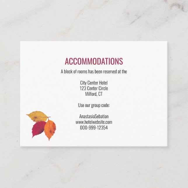Farbenfrohe Herbstlaub Hochzeitgastdetails Begleitkarte (Vorderseite)
