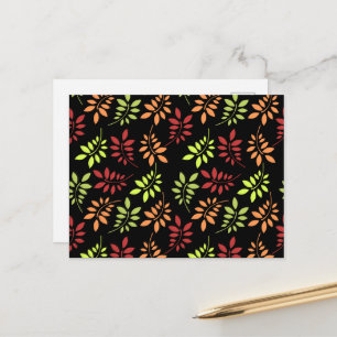 Farbenfrohe Herbstlöcher in warmen Tönen Postkarte