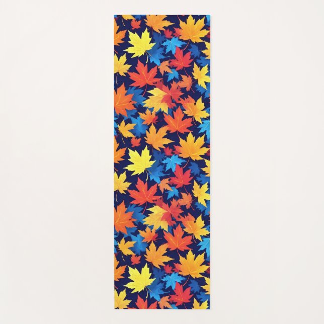 Farbenfrohe Herbstüberreste im dunkelblauen Hinter Yogamatte (Vorderseite)