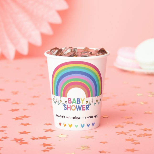 Farbenfrohe Herz trifft Retro Rainbow Baby Dusche Pappbecher (Insitu)