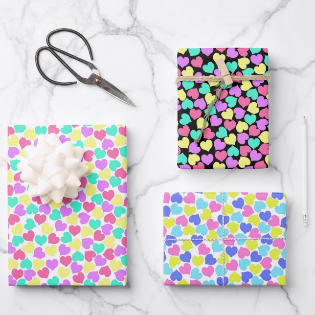 Farbenfrohe Herzen Geschenkpapier Set (Vorderseite)