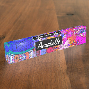 Farbenfrohe Herzen und Blumen Abstrakte Personalis Namensplakette