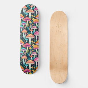 Farbenfrohe Hippie-Pilze mit Blütenfarbe und blau Skateboard