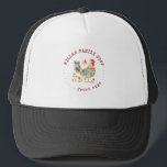 Farbenfrohe Hühnerfamilie Hühner Truckerkappe<br><div class="desc">LKW-Hut mit einer Hühnerdarstellung in der Mitte mit einem rustikalen Schriftart,  der ihn umschließt. Karo in unserem Shop für weitere Artikel.</div>