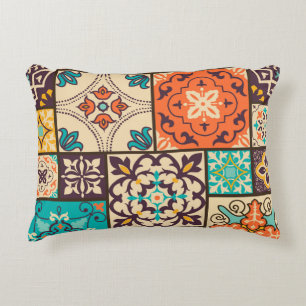 Farbenfrohe islamische Patchwork: Vintage Tile. Dekokissen