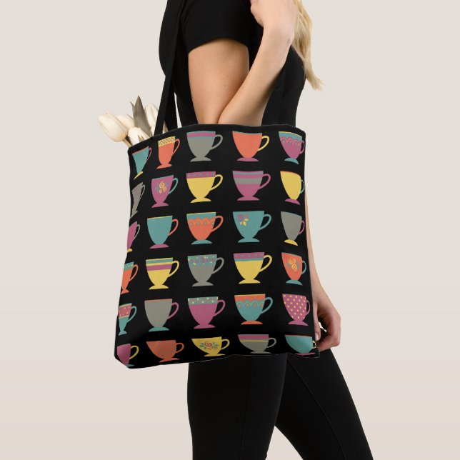 Farbenfrohe Kaffeetassen, traditionelle Teebecher Tasche (Von Nahem)