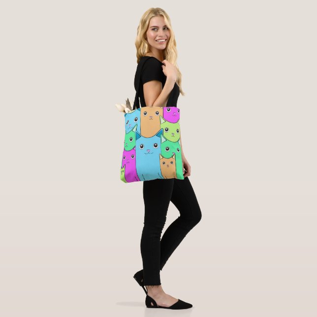 farbenfrohe Katzen Tasche (Am Model)