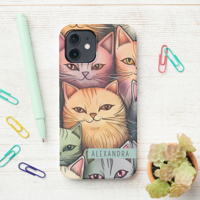 Farbenfrohe Katzen Whimsical Doodle iPhone 12 Hülle (Auf dem Schreibtisch)