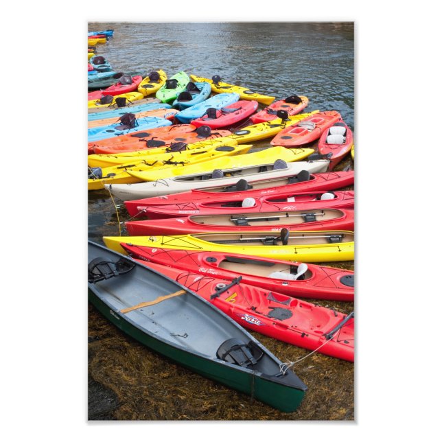 Farbenfrohe Kayaks Fotodruck (Vorne)