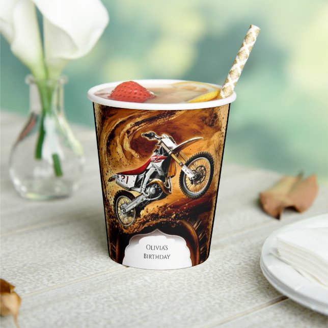Farbenfrohe Kindermotorrad zum Geburtstag Pappbecher (In Situ)