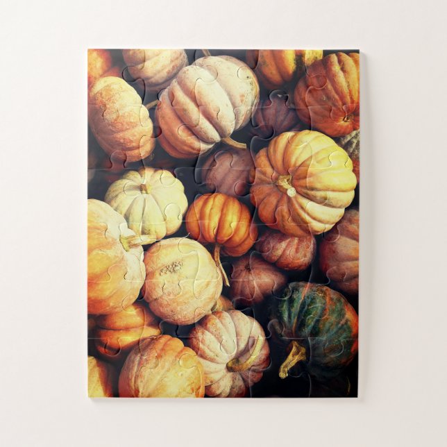 Farbenfrohe Kürbisdekoration Display Erntedank (Vertikal)