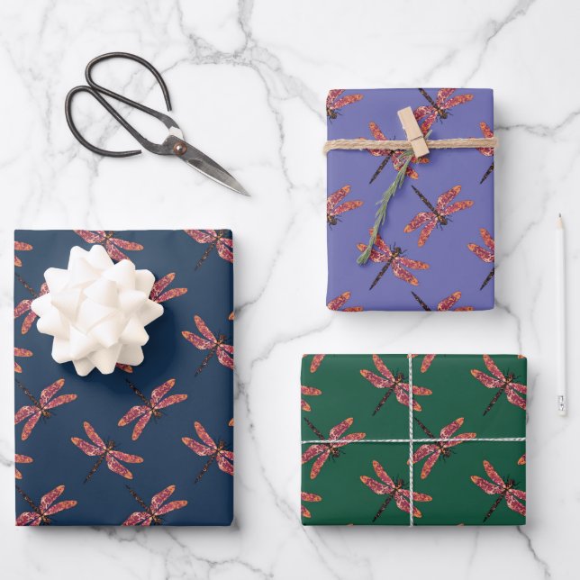 Farbenfrohe Libellenmuster auf dunklem Hintergrund Geschenkpapier Set (Vorderseite)