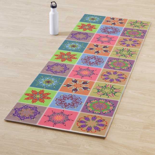 Farbenfrohe Mandala Tile Pattern - Boho Geometric Yogamatte (Beispiel)