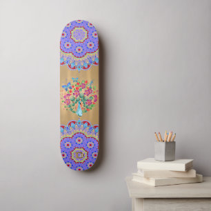 Farbenfrohe Mandalase und Peacock D-Markenbezeichn Skateboard