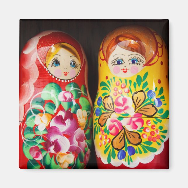 Farbenfrohe Matryoshka Dolls Magnet (Vorne)