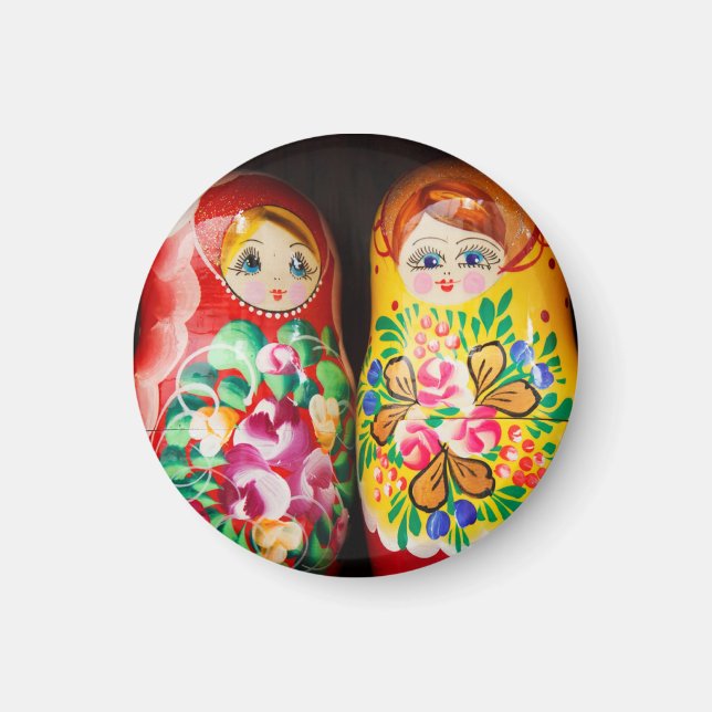 Farbenfrohe Matryoshka Dolls Magnet (Vorne)