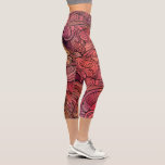 Farbenfrohe, moderne, Abstrakte Girlande-Muster Capri Leggings<br><div class="desc">Dieses moderne Design zeichnet sich durch ein abstraktes Muster aus #Leggings #wear #apparel #gifts #Fitness #sports #fitnessapparel #fitnessmode #fashion #modische #style #stylish #trendy #trendy</div>
