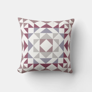 Farbenfrohe, moderne Quilt Block Geometric Burgund Kissen