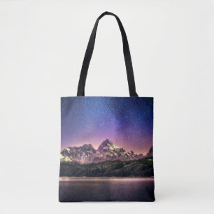 Farbenfrohe nächtliche Himmelslandschaft mit Stern Tasche