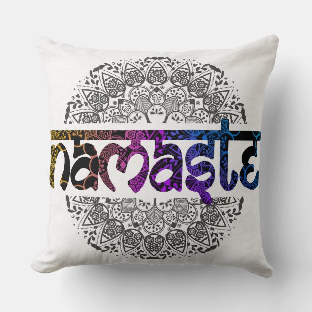 Farbenfrohe Namaste Dekoration Kissen (Vorderseite)