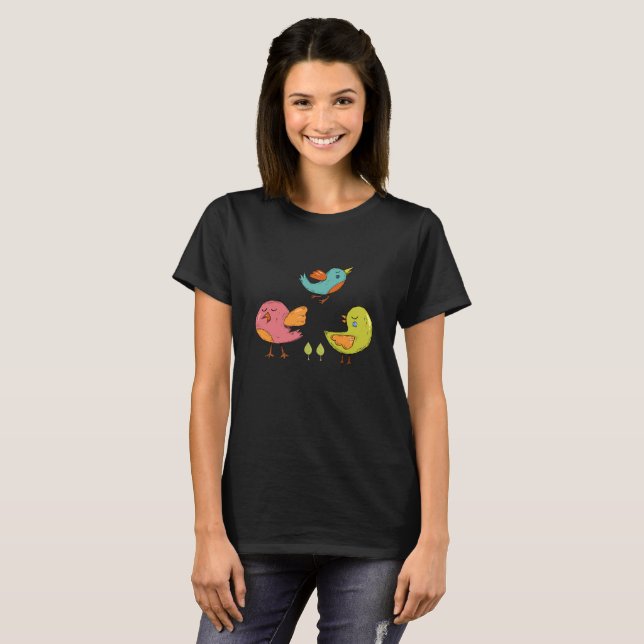 Farbenfrohe Niedliche Whimsical Birds Trio T-Shirt (Vorne ganz)