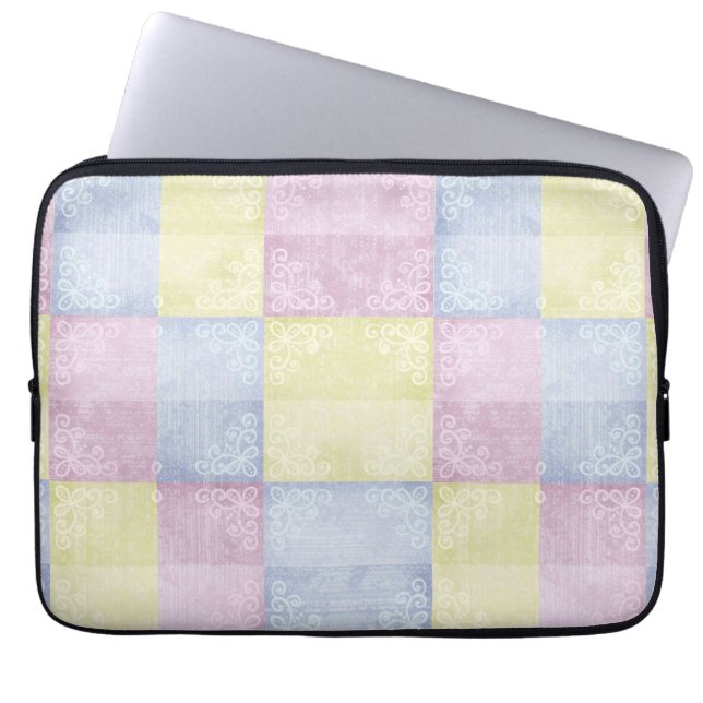 Farbenfrohe Pastelle Patchwork Laptopschutzhülle (Vorderseite)