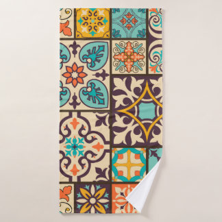Farbenfrohe Patchwork Islam Motifs Tile Badehandtuch