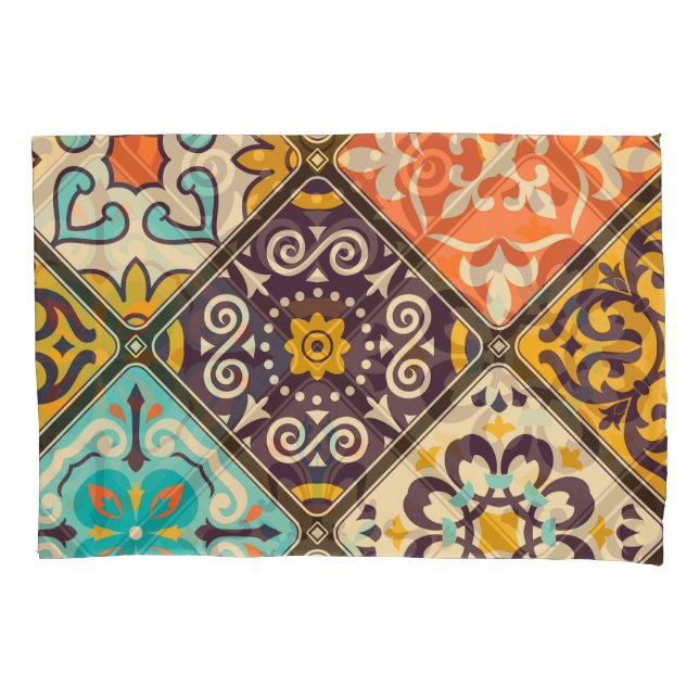 Farbenfrohe Patchwork: Majolica Fliesendesign Kissenbezug (Vorderseite)