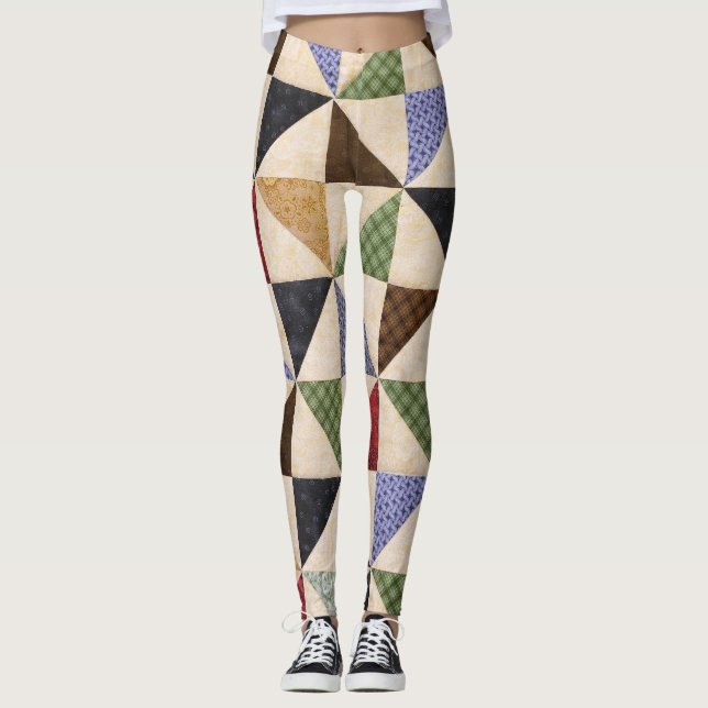 Farbenfrohe Patchwork-Quilt: Blume Textur. Leggings (Vorderseite)