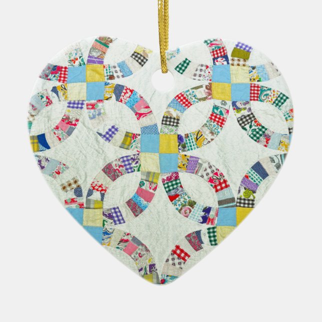 Farbenfrohe Patchwork-Steppdecke Keramik Ornament (Vorne)