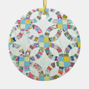 Farbenfrohe Patchwork-Steppdecke Keramikornament