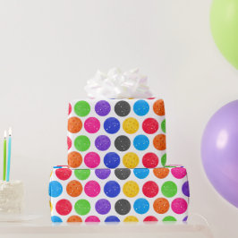 Farbenfrohe Pickleball auf Weiß Geschenkpapier