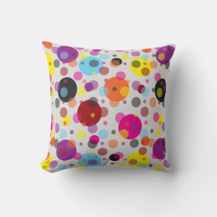 Farbenfrohe Polka Dots Kissen