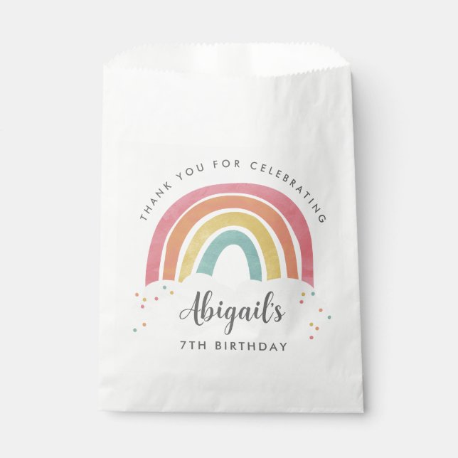 Farbenfrohe Rainbow-Kalligrafie-Kindergeburtstag Geschenktütchen (Vorderseite)