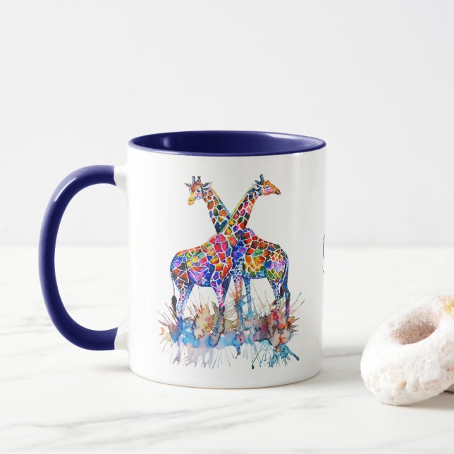 Farbenfrohe Rainbow WasserfarbenGiraffen Personali Tasse (Mit Donut)