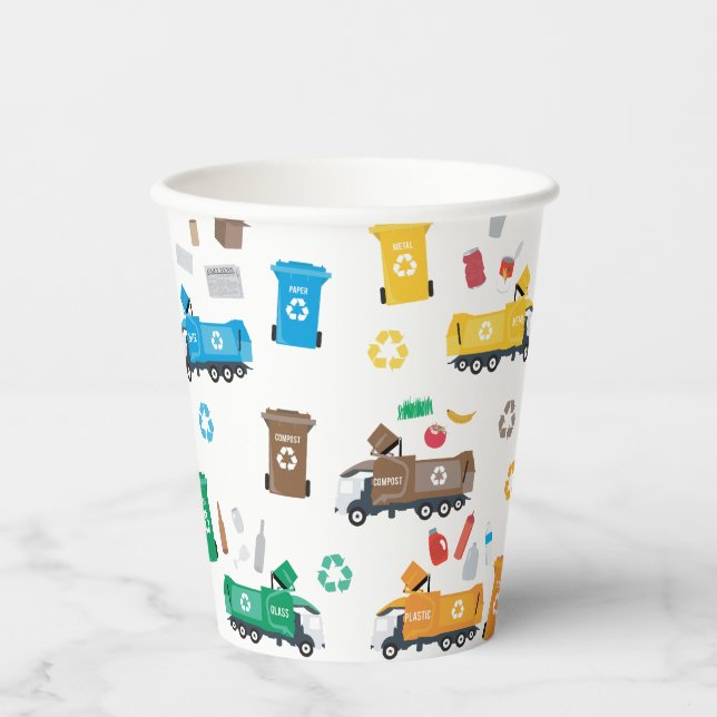 Farbenfrohe Recycelnd Garbage Trucks & Bins Pappbecher (Vorderseite)