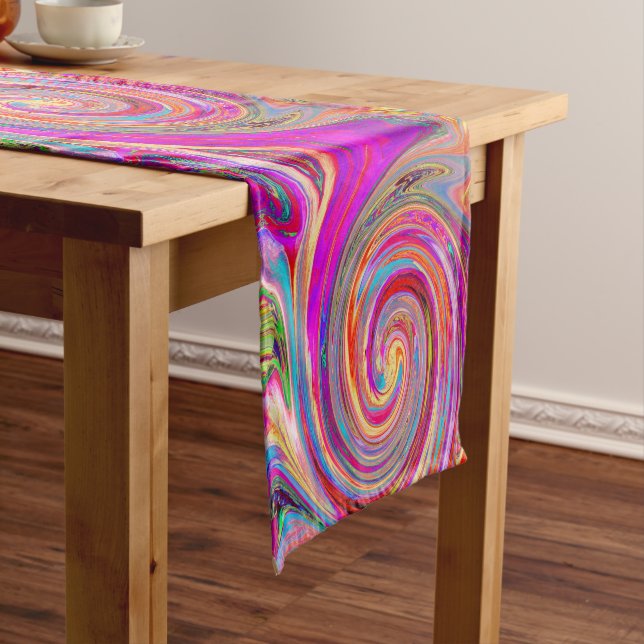 Farbenfrohe Regenbogen-Swirl Retro-Design Kurzer Tischläufer (Beispiel)