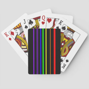 Farbenfrohe Regenbogenstreifen auf schwarz Spielkarten
