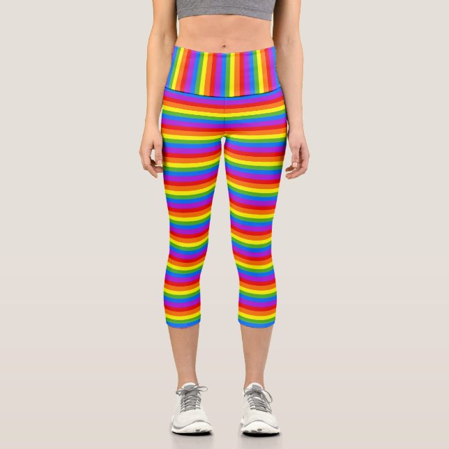 Farbenfrohe Regenbogenstreifen Capri Leggings (Vorderseite)