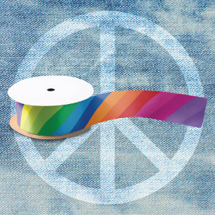 Farbenfrohe Regenbogenstreifen Satinband