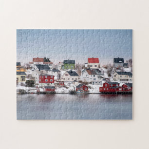 Farbenfrohe Reine Fishing Village Artic Travel