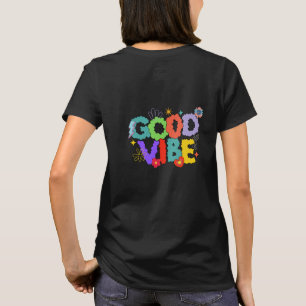 Farbenfrohe Retro 'Good Vibe' T-Shirt