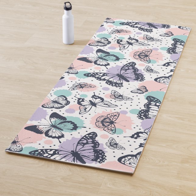 Farbenfrohe Retro-Schmetterlinge Muster. Yogamatte (Beispiel)