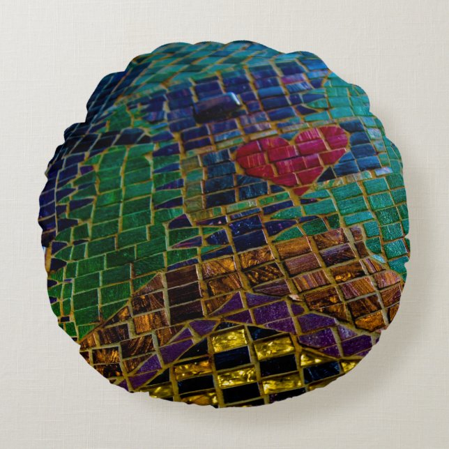 Farbenfrohe Rotes Herz Mosaik Rundes Kissen (Vorderseite)