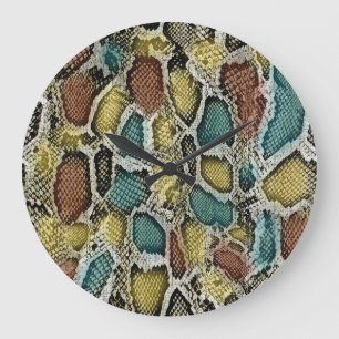 Farbenfrohe Schlangenhaut: nahtloses Design. Große Wanduhr