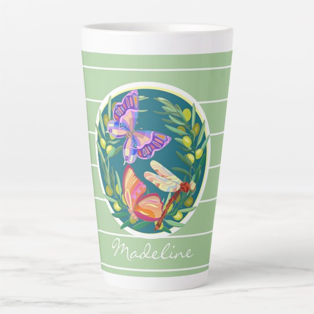 Farbenfrohe Schmetterlinge auf grünen, personalisi Milchtasse (Vorderseite)